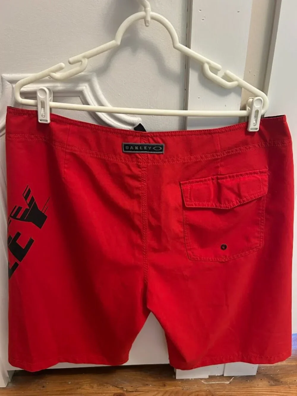 Oakley Red Board Shorts Mens 38 Spellout Logo Swim Trunks 11